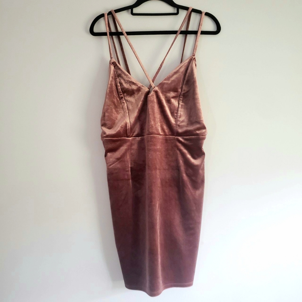 FOREVER 21 strappy mauve velvet mini bodycon dress